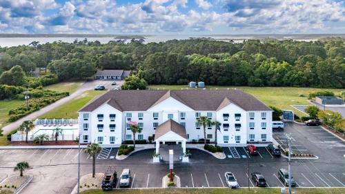 Viesnīcas āriene, The Windstar Hotel - Emerald Isle, Swansboro in Cedar Point (NC)