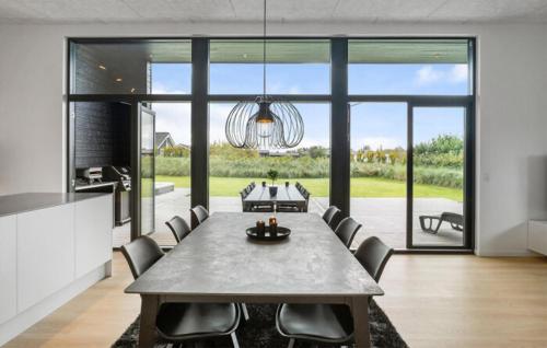Cuina, Stunning Home In Hals With Sauna in Hou