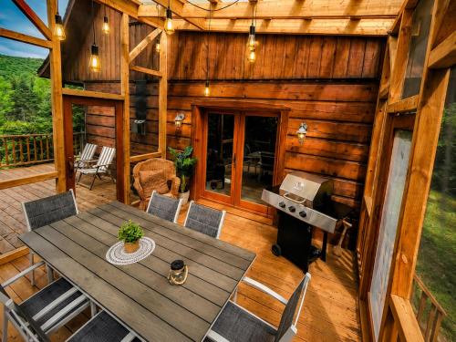 Chalet des Sources SPA Gazebo panoramique in Saint-Faustin-Lac-Carré (QC)