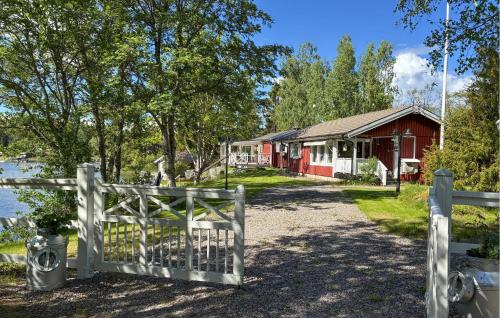 . Cozy Home In Axmar With Sauna