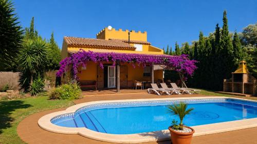 Andalusian pool villa 6 pax in subtropical garden