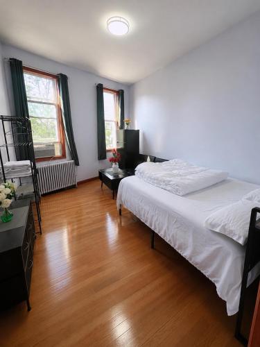 Amazing private Room in Queens