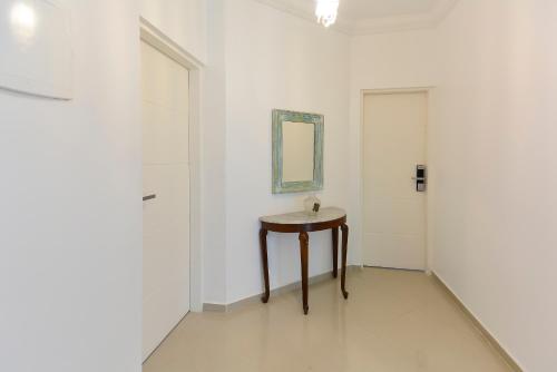 Louise village Louise village