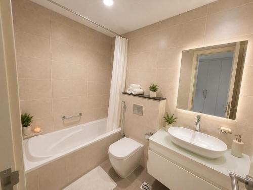 NamaStay- Premium Damac Hills Studio Retreat - image 2