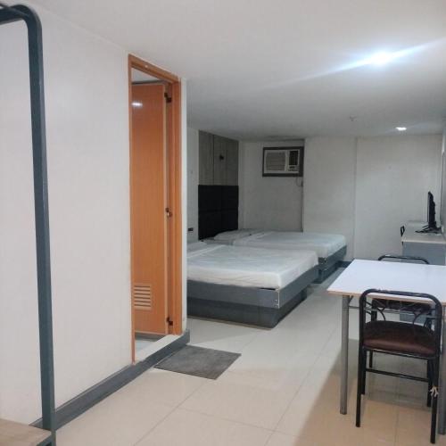 Nice Hotel Monumento in Malabon