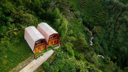 Emerald Cabin House - Dieng
