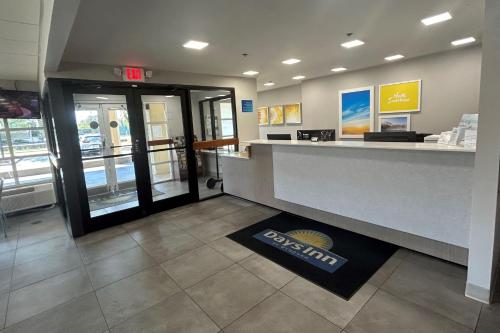 Lobby, Days Inn by Wyndham Atlanta Stone Mountain in Stone Mountain (GA)
