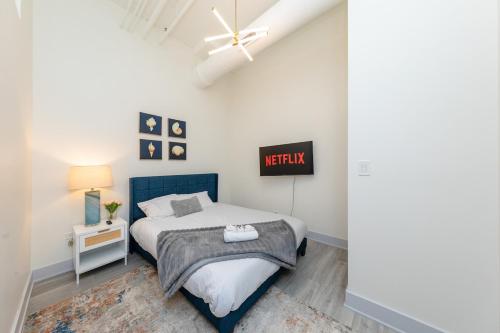 McCormick 6Br-4Ba Luxury Suite for groups-12 guests with optional Parking in Chicago, USA