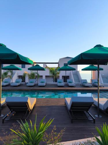 Swimming pool, Tetra Retreat Kefalonia in Livathou