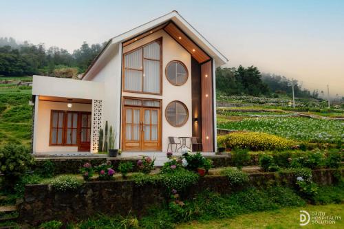 Umacabana 2, Dieng