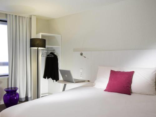 ibis Styles Lille Centre Gare Beffroi Room Type - Standard Double Room