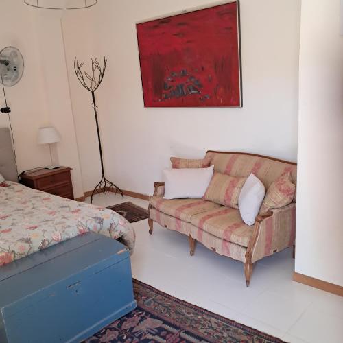 Orchard House South Room in Pergola (Urbino)
