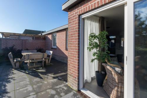 Holiday Home in Zeeland Family-Friendly in Serooskerke (Zeeland)