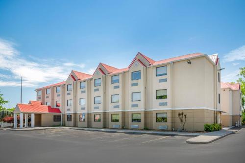 Quality Inn & Suites in Knoxville, USA