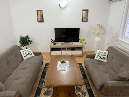 Apartmani u centru Tuzle - Location saisonnière - Tuzla