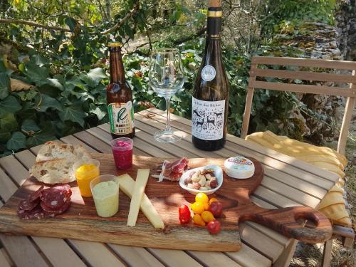 Restorāns, Marmite et traversin in Saint-Martin-Labouval ciems