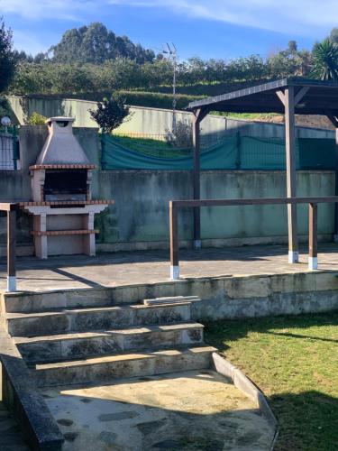 Chalet unifamiliar Foz-Nois in Cordido