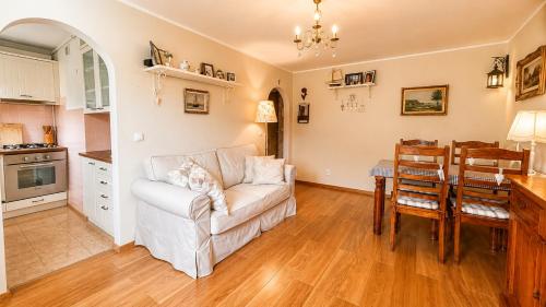 Rustic Apartment City Center Sopot by MC Apart - image 4