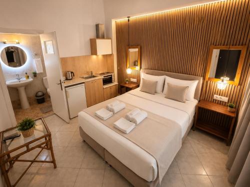 1 queen bed