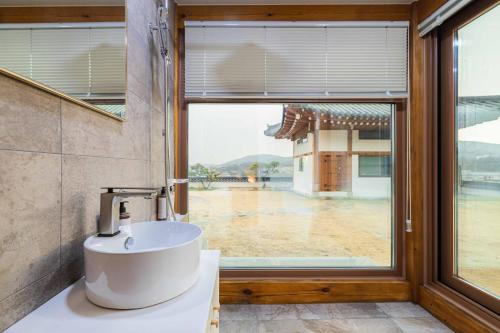 Bathroom, Luxury Hanok Blue Serenity in Tongjin-eup