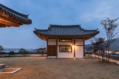 Exterior view, Luxury Hanok Blue Serenity in Tongjin-eup