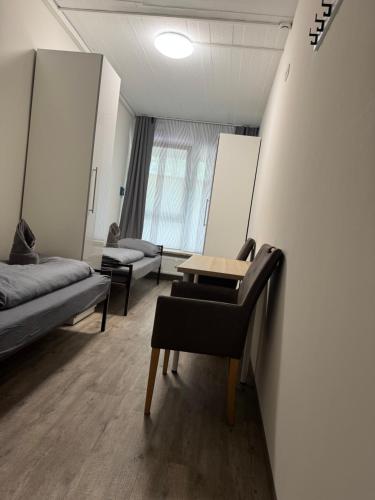 Hansa Living 3 Hamburg - Ruhiges Zimmer mit Gemeinschaftskuche in Rahlstedt