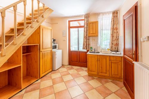 Varázskő Apartman (Varazsko Apartman) in Gyula