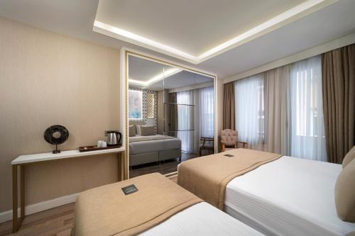 Goms Hotel Old City - image 9