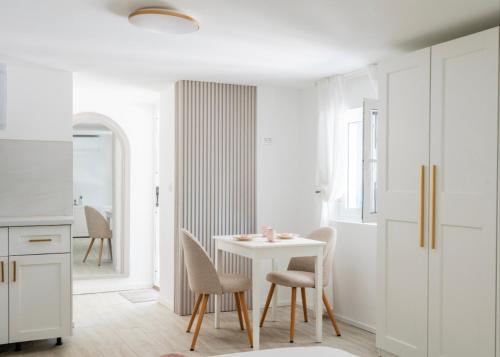 Blush & Gold Hideaway by Villa Prisca in Županići