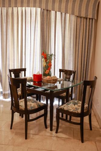 Instalaciones, Beach Luxury Hotel in Karachi