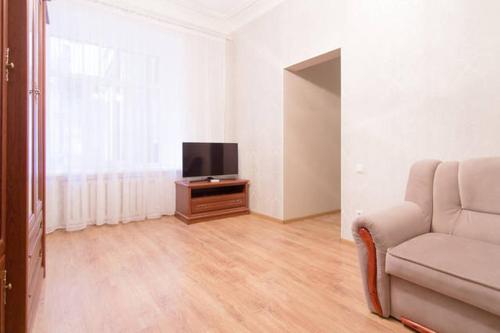 Apartment on Deribasovskaya 18