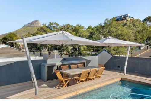 Luxurious Holiday House with Private Pool- Cape Town City Centre - image 8