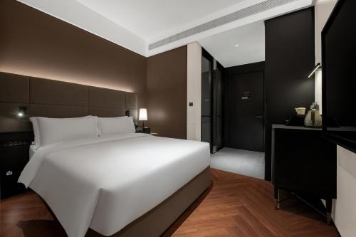 Shenzhen Auspices Hotel – Shenzhen, IA