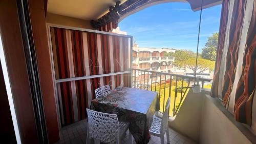 Balkon/terasa, Résidence avec piscines, les 3 Rivières - Palmazur Vacances (Residence avec piscines, les 3 Rivieres - Palmazur Vacances) in Mandelieu-la-Napoule Center