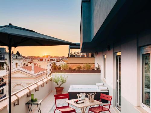 Mercure Roma Corso Trieste Room Type - Deluxe Double Room with Whirlpool Bath and Terrace
