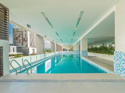 Swimming pool, Modern Studio Cebu IT Park in Apas