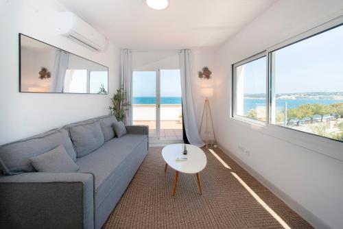 WELCS APARTAMENTO 274 EMP primera linea de mar
