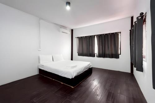 XX Mitr Inn Khaosan road - มิตร อินน์ ข้าวสาร in Other