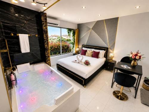 Luxury Beach Room