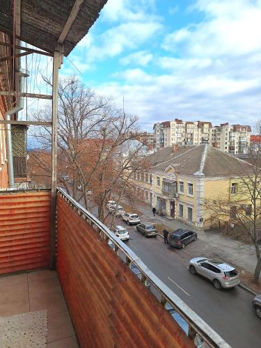 2 кімнатна Квартира подобово у центрі Полтави біля театру Гоголя з власною парковкою Документи для в in Poltava