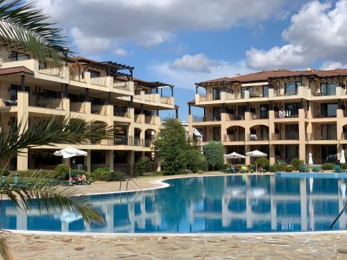Kaliarkia Resort "San Paolo" in คาวาร์นา