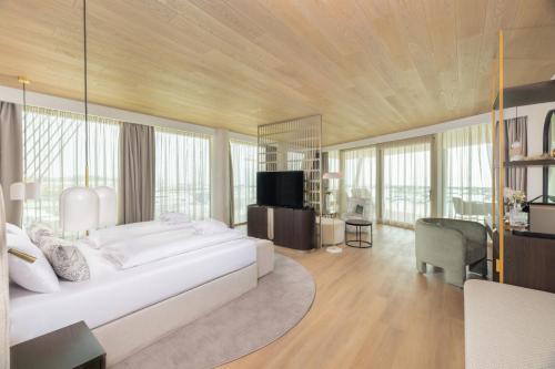 BIRGÉS HOTEL Lifestyle and View (BIRGES HOTEL Lifestyle and View) in バラトンフレッド