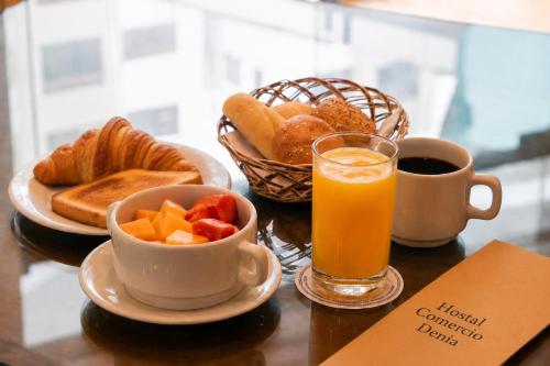 Food and beverages, Hostal Comercio near Denia Castle and Archaeological Museum