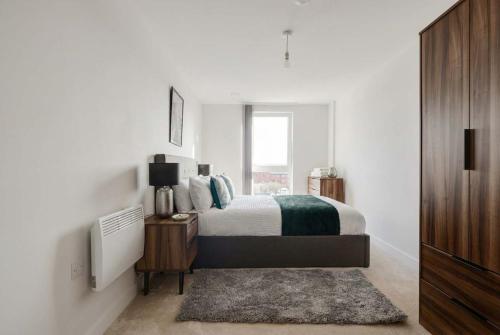 Beautiful 2 Bed Apartment in a Converted Mill, Leeds (Foto 7)