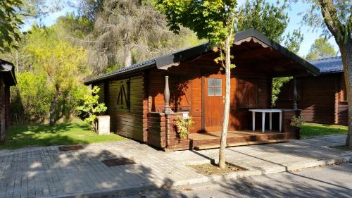 camping bungalows liguerre de cinca