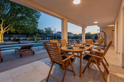 Balkons/terase, Villa Gemella ZadarVillas in Gorica