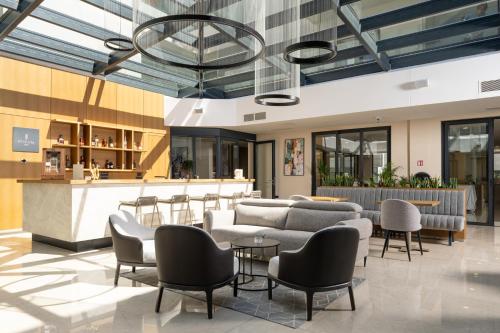 Паб/Коктейль-бар, Visula Hotel & Spa - New Opening 2026 in Ліжнян