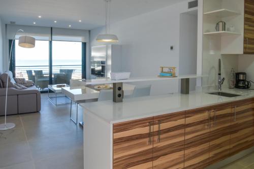 Infinity View by Mar Holidays - Arenales del Sol 4