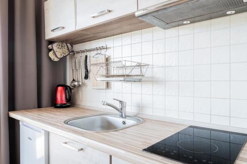 virtuve, Alex - Pokoje i Apartamenty Blisko Plaży z Ogrodem i Placem Zabaw (Alex - Pokoje i Apartamenty Blisko Plazy z Ogrodem i Placem Zabaw) in Ostrowo (Pomeranian)