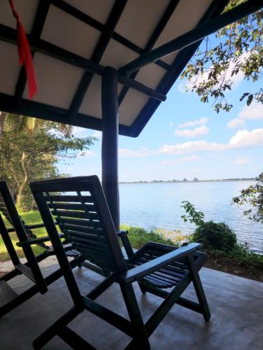 Zunanjost, Aji fruit farm cottage peaceful lakeside farm stay with sunrise views 02 in Embilipitiya New Town